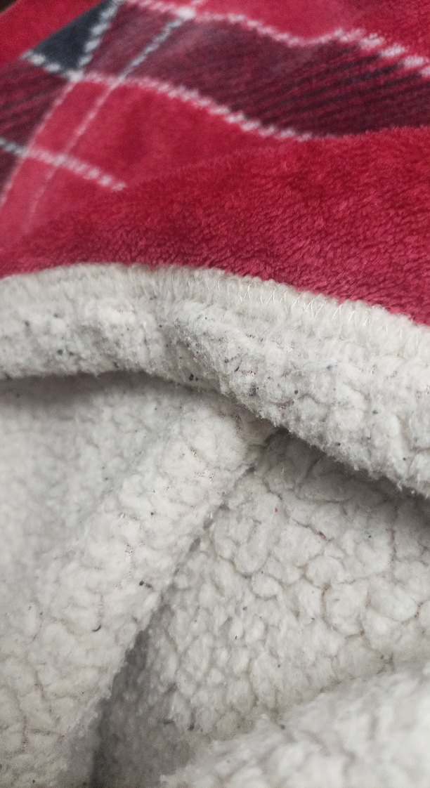 Kırmızı Ekose Desenli Yumuşak Battaniye - Görsel 3