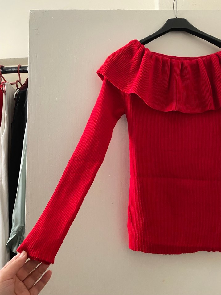 Kırmızı Fırfırlı Uzun Kollu Kadın Kazak - Görsel 2