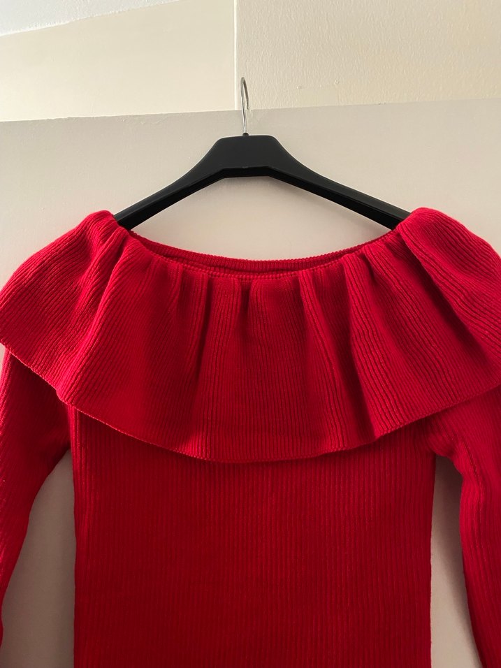 Kırmızı Fırfırlı Uzun Kollu Kadın Kazak - Görsel 3