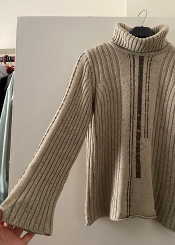 Bej Boğazlı Yün Kadın Kazak - Görsel 3