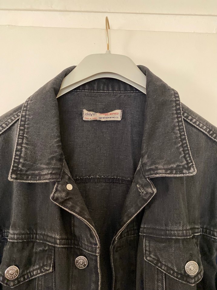 Siyah Düğmeli Kadın Kot Ceket - Görsel 5