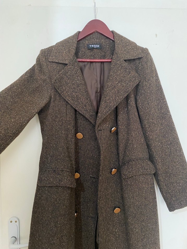 Düğmeli Kahverengi Uzun Kaban - Görsel 2