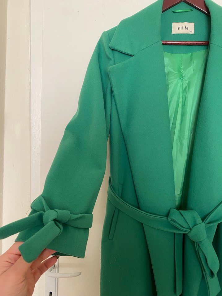 Kemerli Yeşil Kadın Uzun Kaban - Görsel 2