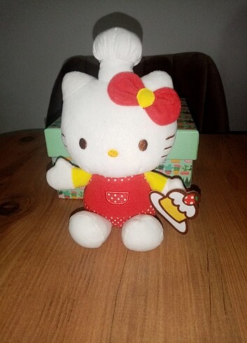  Beden Renk Hello Kitty.20 Cm.Orjinal Üründür 