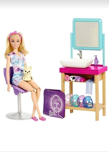 Beden Barbie Işıltılı Spa Günü Oyun Seti.