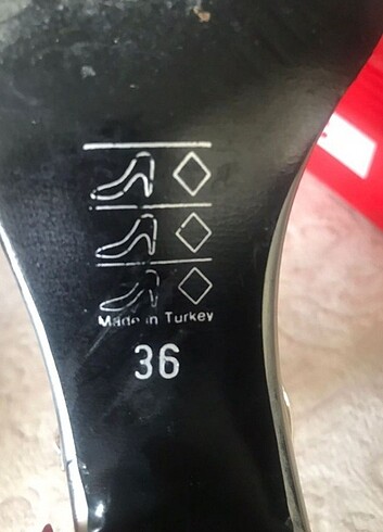 36 Beden Yüksek topuklu ayakkabı