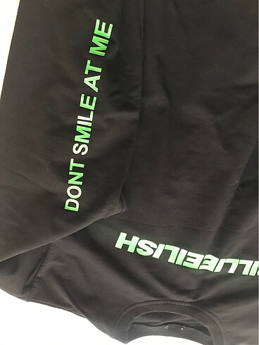 H&M Billie Eilish sweat