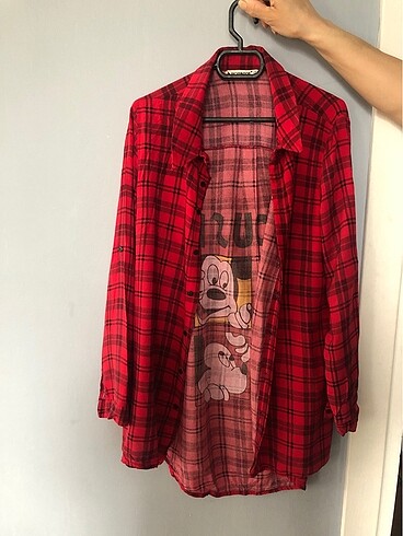 Mickey mouse baskılı gömlek