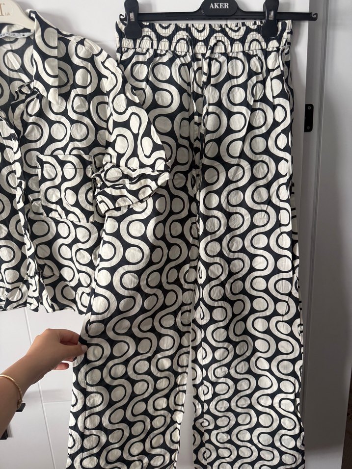 Kısa Kollu, Puantiyeli Kadın Zara  Takımı - Görsel 4