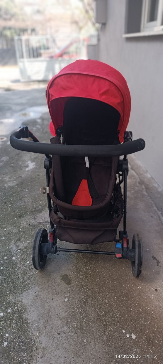 Kırmızı Katlanabilir Bebek Arabası - Görsel 2