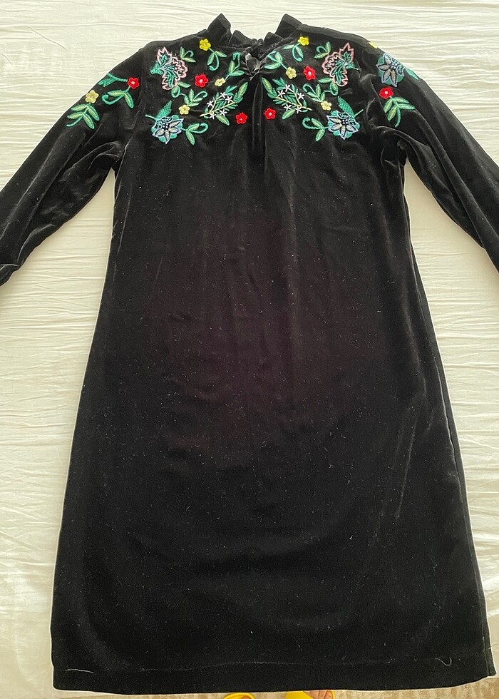 Kadife Elbise - Görsel 2