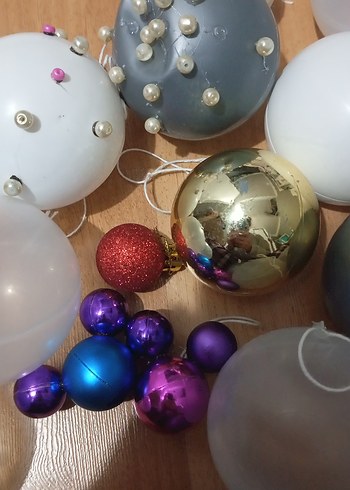 Gri ve Beyaz Yılbaşı Süsleri Seti - Görsel 2