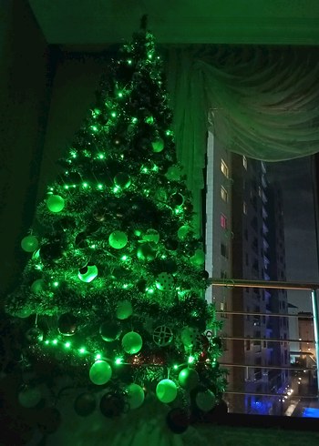 büyük boy yoğun dallı yılbaşı ağacı - Görsel 3