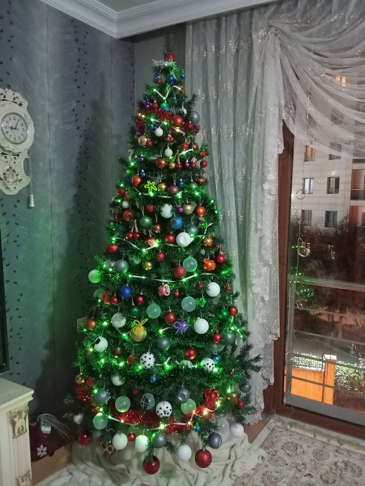 büyük boy yoğun dallı yılbaşı ağacı - Görsel 4