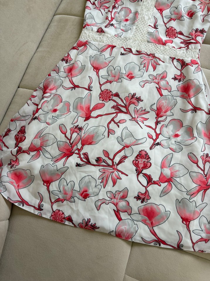 Nakışlı Dantel Detaylı Midi Elbise - Görsel 3