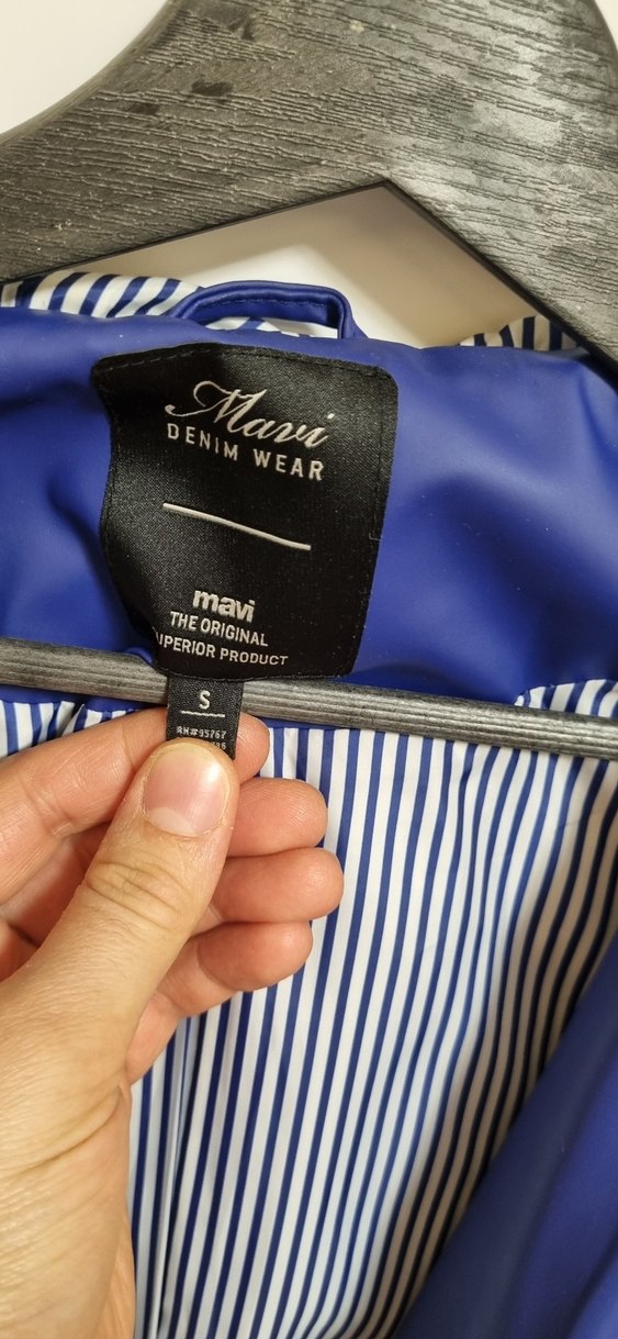 Düğmeli Mavi Kadın Yağmurluk - Görsel 3