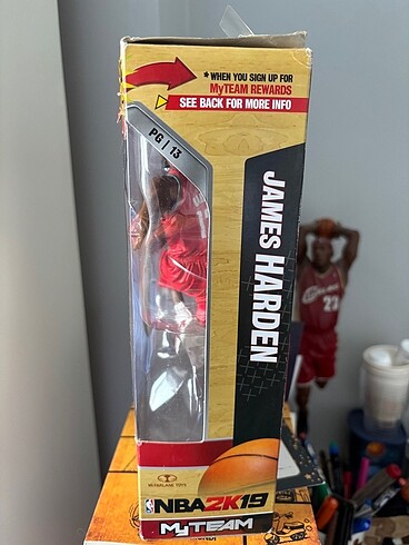  Beden James Harden NBA Figür