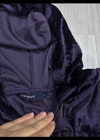 Mor Kadın Kapüşonlu Fermuarlı Ceket - Görsel 2