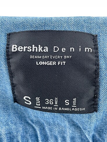 s Beden mavi Renk Bershka Gömlek %70 İndirimli.