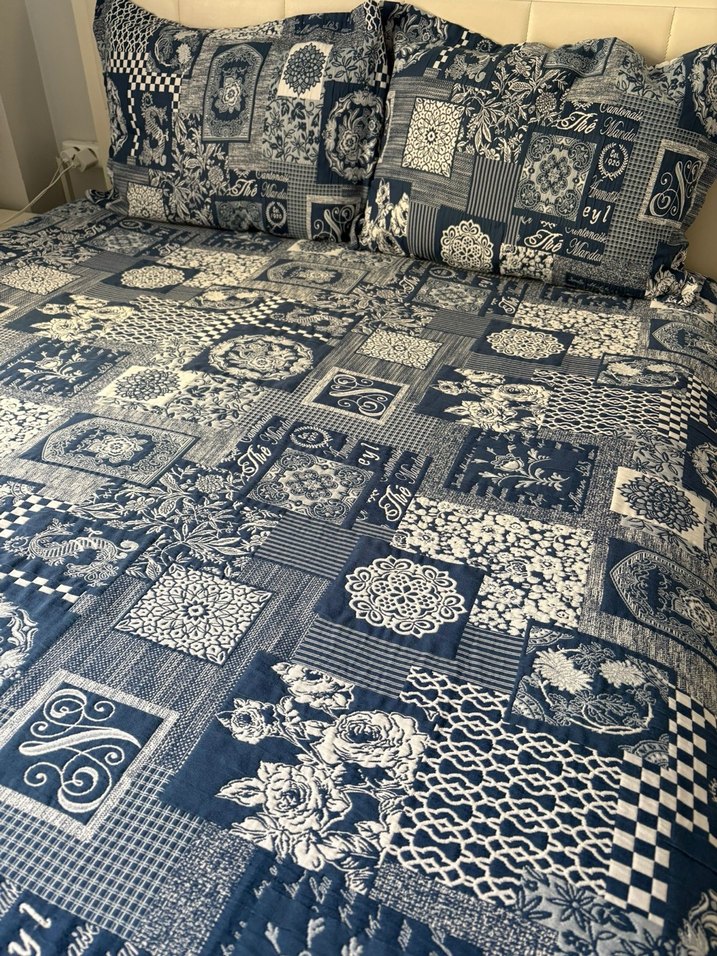 Desenli Gri Mavi Yatak Örtüsü pike - Görsel 3