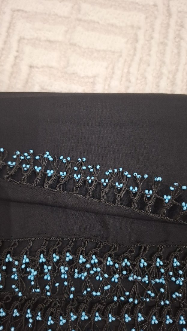 Boncuk Detaylı Siyah Kadın yazma tığ - Görsel 2