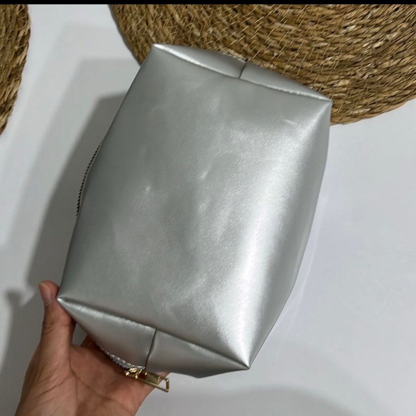 Gri Kadın Makyaj Çantası Fermuarlı - Görsel 4