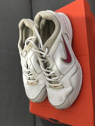 Nike spor ayakkabı 
