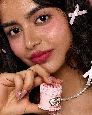 Diğer Flower knows Strawberry Lip Cream Ruj