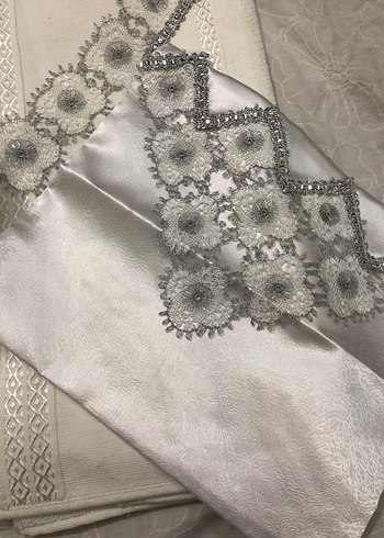 4 parçadan oluşan seccade takımı - Görsel 2