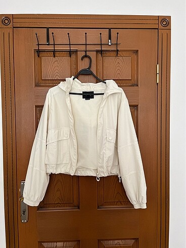 Pull and Bear Pull&bear yağmurluk mevsimlik ceket