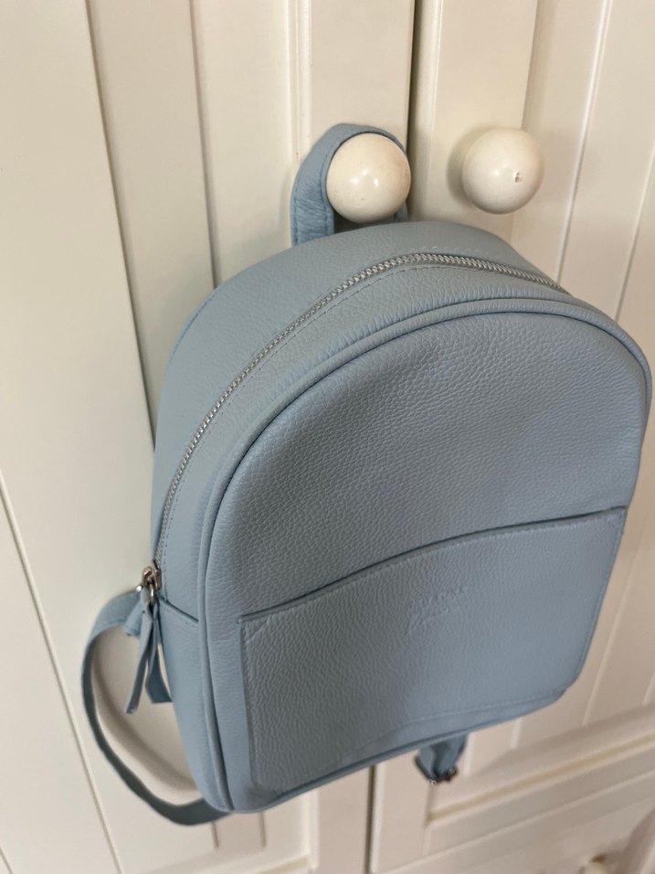 Açık Mavi Deri Kadın Sırt Çantası - Görsel 2