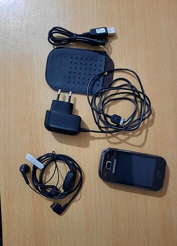 Samsung B5722