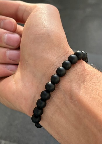  Beden Gri obsidyen ve mat siyah taşlı bileklik