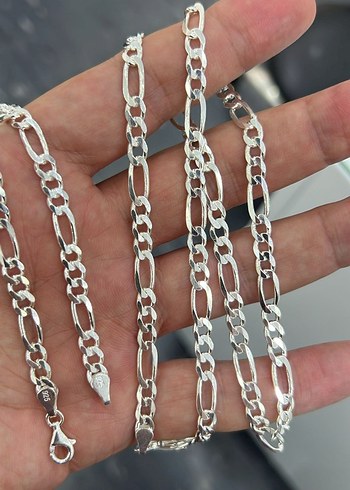 Gri Zincir Detaylı Erkek Kolye