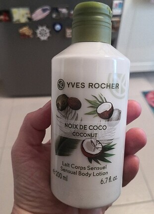 YVES ROCHER hindistan cevizi vücut sütü