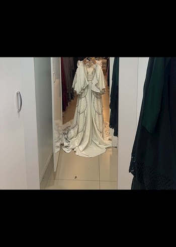 Uzun Kollu İşlemeli Beyaz Bindallı - Görsel 5