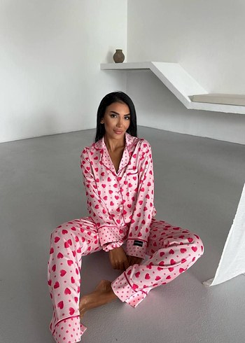 Dior Pembe Bağlama Desenli Uzun Kollu Kadın Pijama