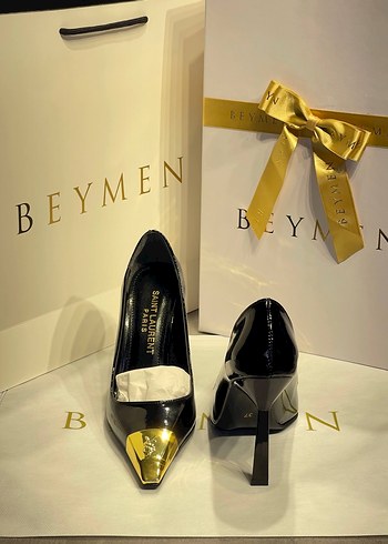 Yves Saint Laurent Siyah Rugan Stiletto Altın Uçlu