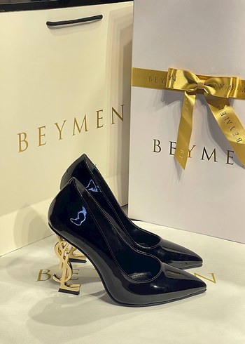 36 Beden Parlak Yılan Desenli Altın Renkli Stiletto