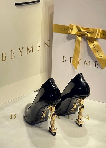 Yves Saint Laurent Parlak Yılan Desenli Altın Renkli Stiletto