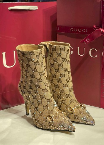 36 Beden Gucci Kahverengi Süet Yılan Desenli Topuklu Bot
