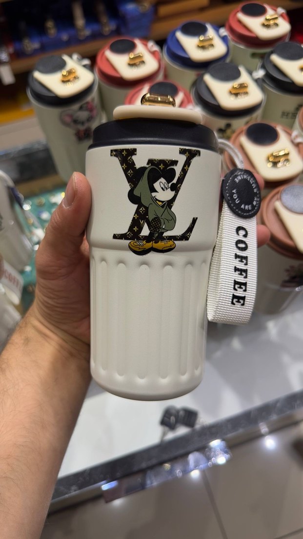 Beyaz Renkli Çocuk Termosu Fendi Temalı - Görsel 3