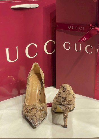 Altın Renkli Payetli Stiletto Topuklu Kadın Ayakkabı - Görsel 5