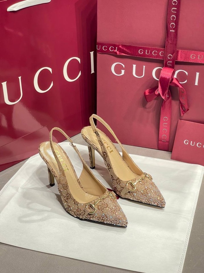 Siyah Payetli Stiletto Topuklu Kadın Ayakkabı - Görsel 4