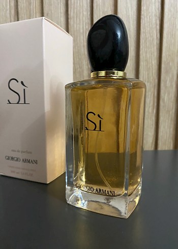 Giorgio Armani Sì Kadın Parfümü 100 ml - Görsel 3