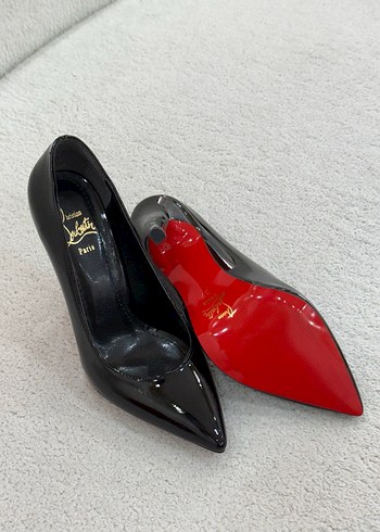 Christian Louboutin 36