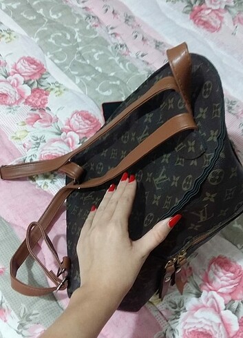 Louis Vuitton louis vuitton sırt çantası