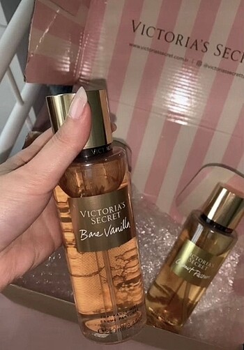  Beden Renk Victoria secret vücut spreyi
