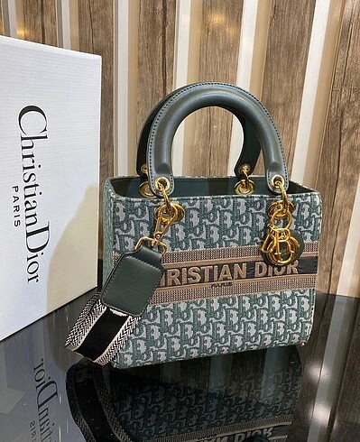 Dior kol çantası
