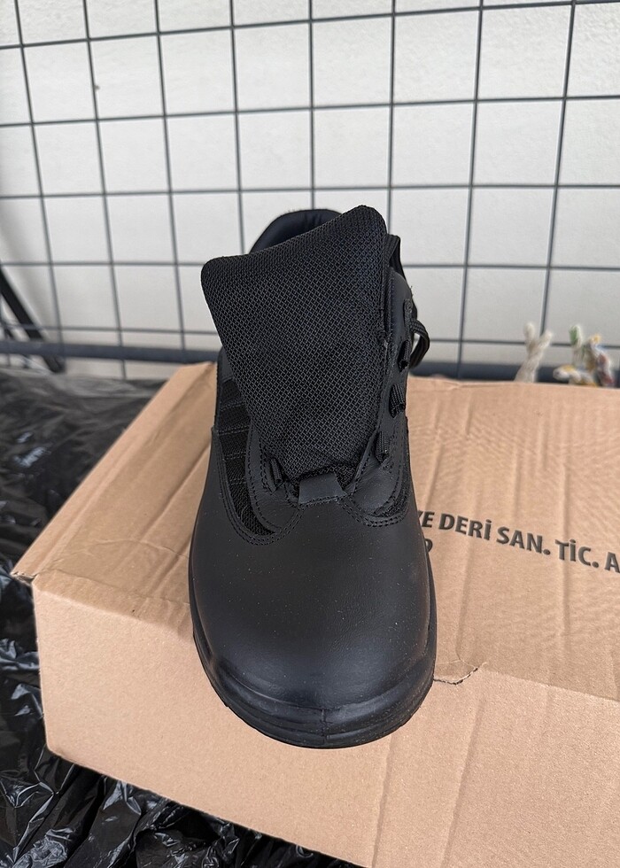 Yds ayakkabı 42 numara - Görsel 3